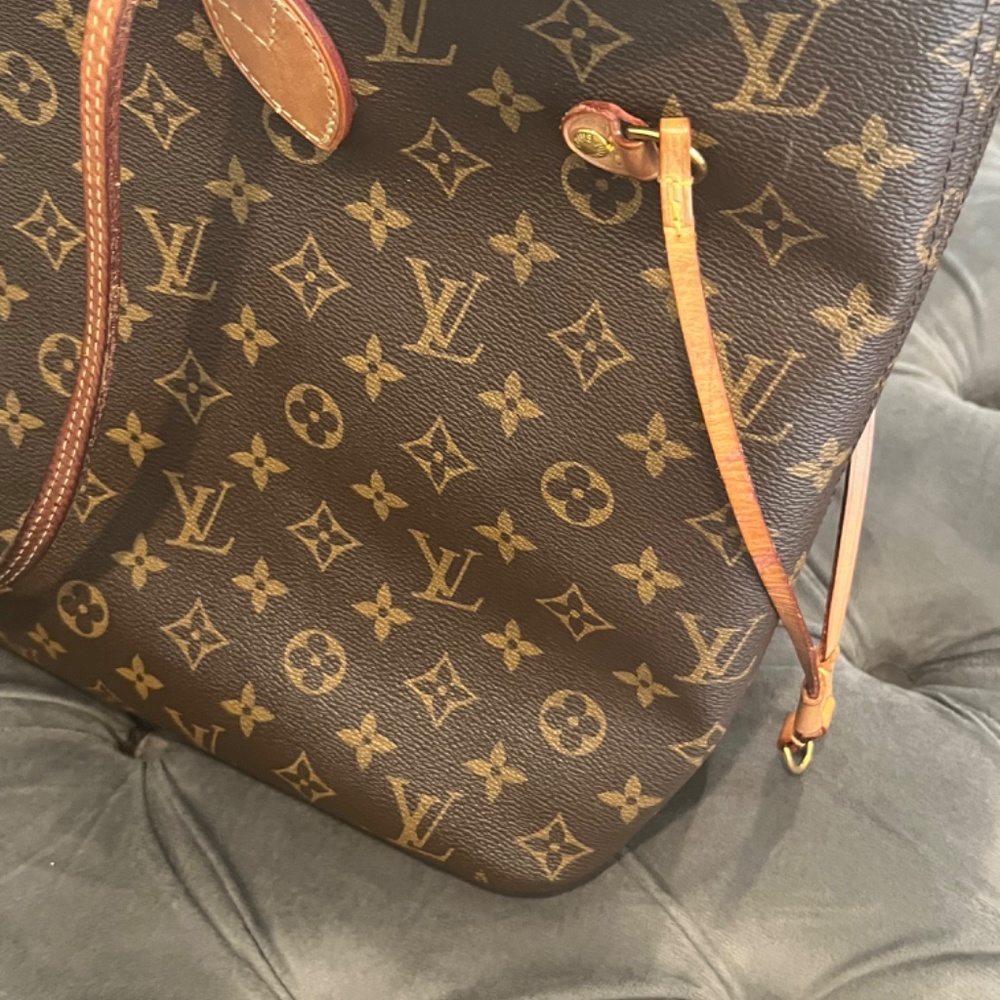 Purse - Picture 9 of 11